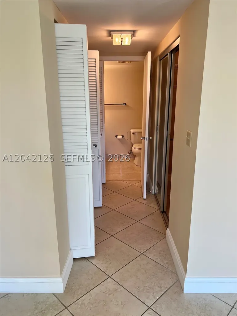 919 Hillcrest Drive Hollywood FL 33021