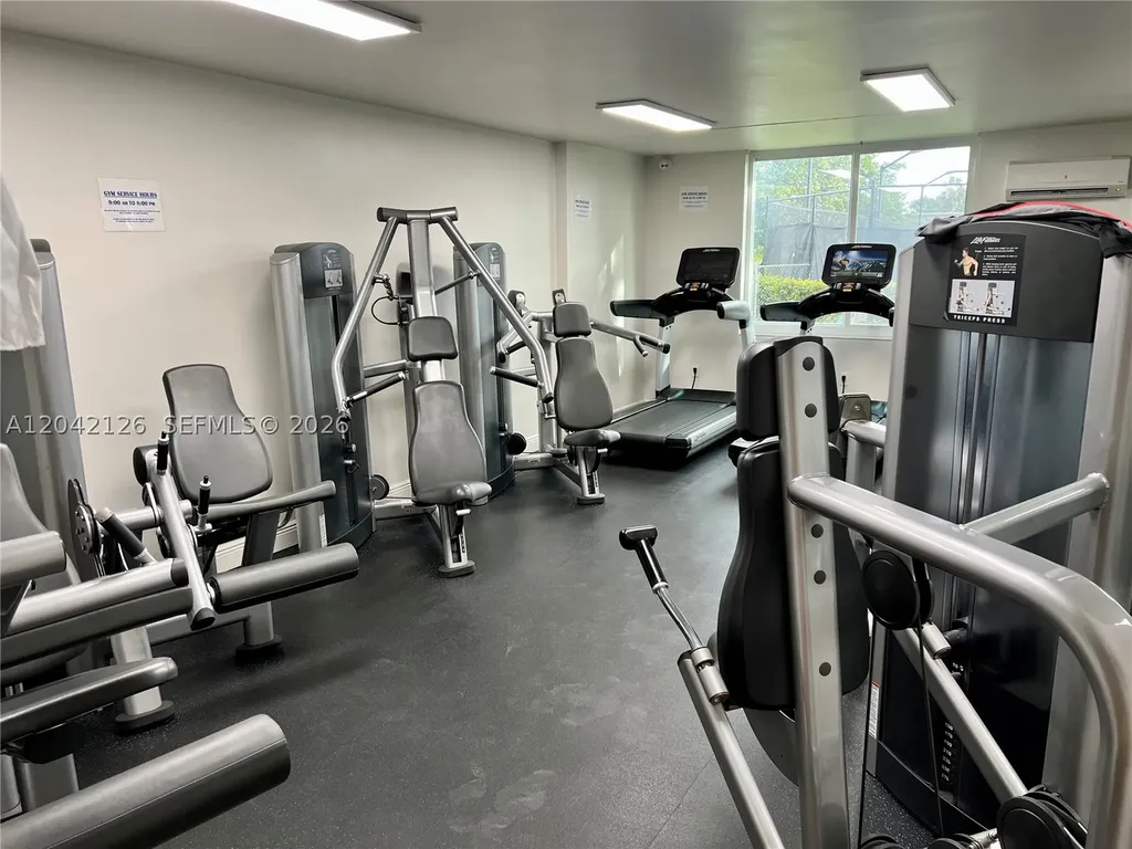 919 Hillcrest Drive Hollywood FL 33021