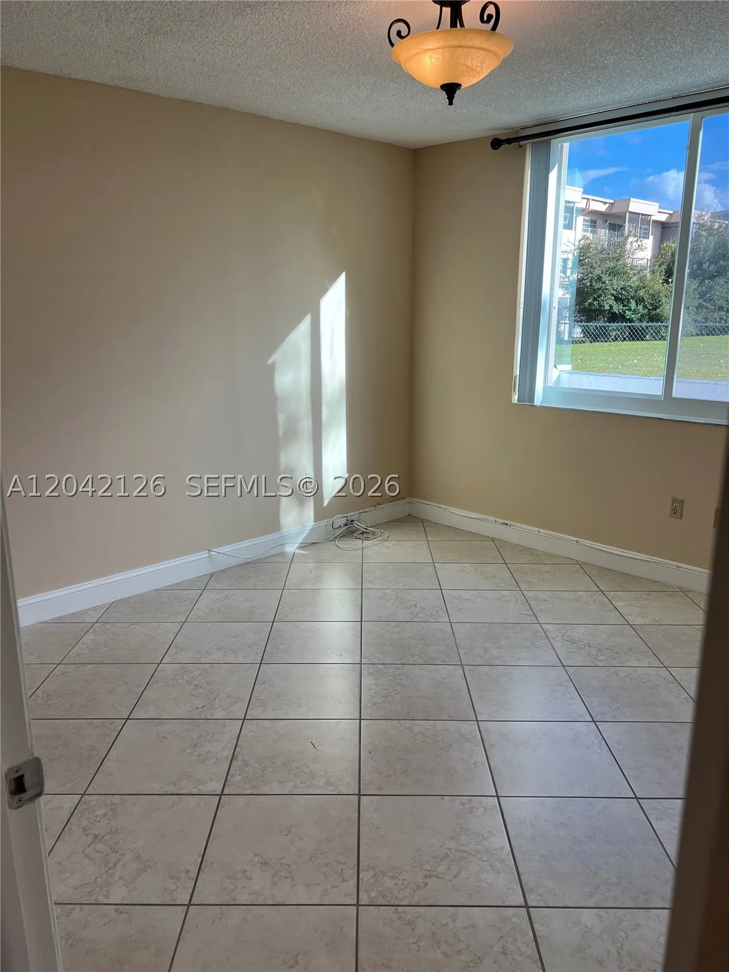919 Hillcrest Drive Hollywood FL 33021