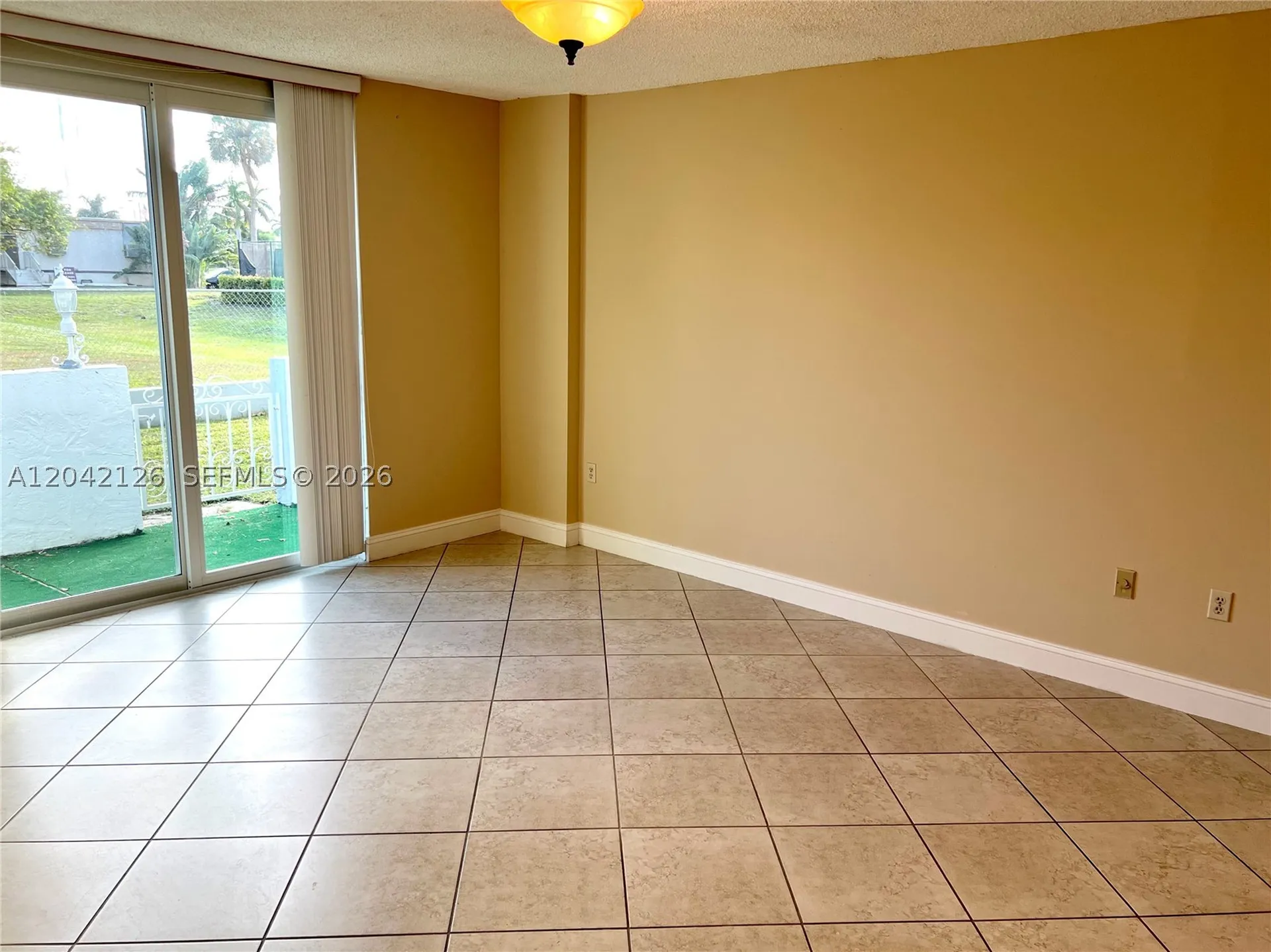 919 Hillcrest Drive Hollywood FL 33021