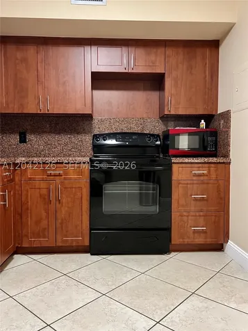 919 Hillcrest Drive Hollywood FL 33021
