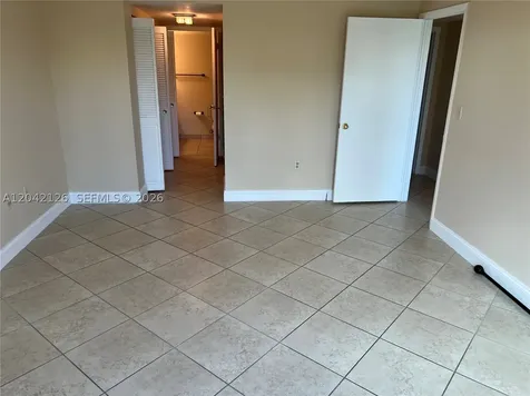 919 Hillcrest Drive Hollywood FL 33021
