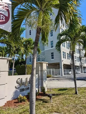 1789 NE Miami Gardens Drive Miami FL 33179