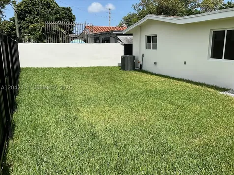 2315 NW 3rd Street Miami FL 33125