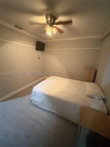 6837 SW 39th Terrace Miami FL 33155