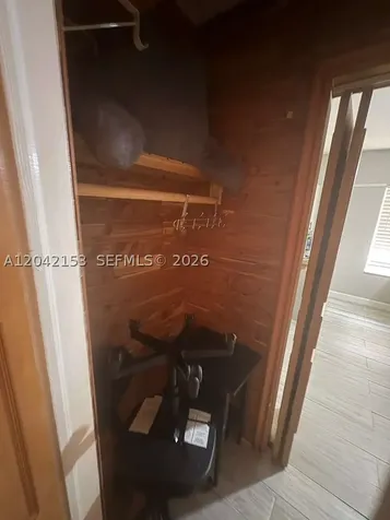 6837 SW 39th Terrace Miami FL 33155