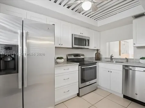 117 Royal Park Drive Oakland Park FL 33309