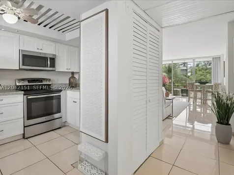 117 Royal Park Drive Oakland Park FL 33309