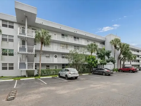 117 Royal Park Drive Oakland Park FL 33309