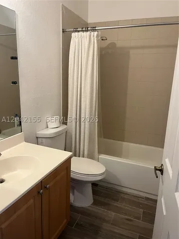 5347 SW 40th Avenue Dania Beach FL 33314