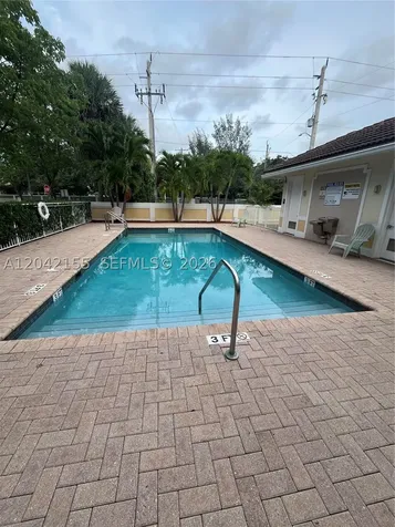5347 SW 40th Avenue Dania Beach FL 33314
