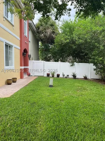 5347 SW 40th Avenue Dania Beach FL 33314