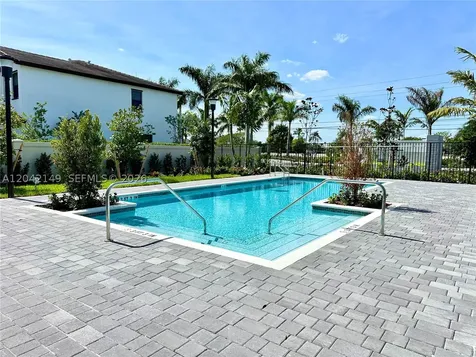 114 SW 184th Place Pembroke Pines FL 33029