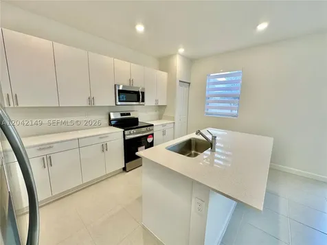 114 SW 184th Place Pembroke Pines FL 33029