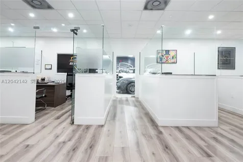 5500 NW 74th Avenue Miami FL 33166