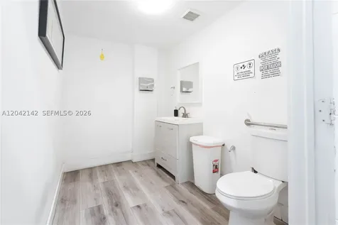 5500 NW 74th Avenue Miami FL 33166