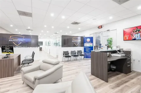 5500 NW 74th Avenue Miami FL 33166