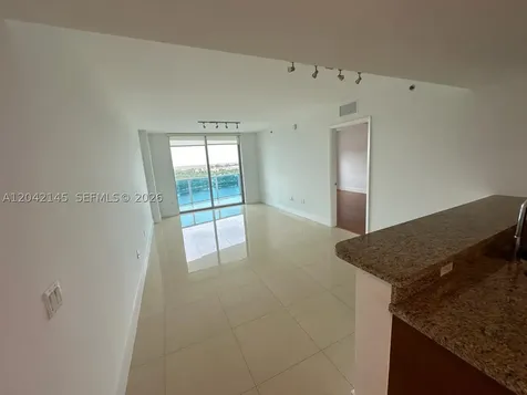 2641 N Flamingo Road Plantation FL 33323