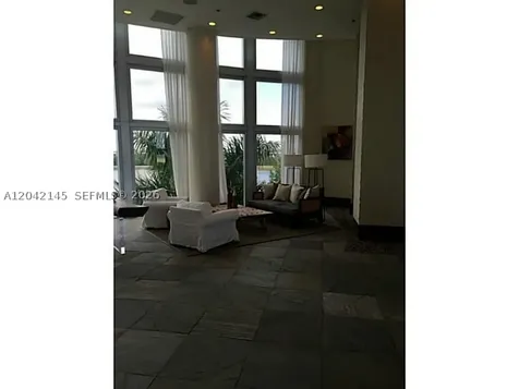 2641 N Flamingo Road Plantation FL 33323