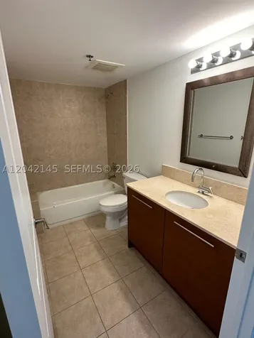 2641 N Flamingo Road Plantation FL 33323