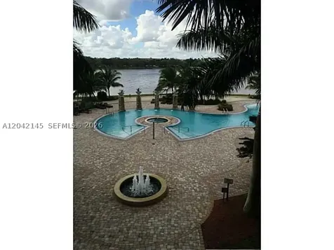 2641 N Flamingo Road Plantation FL 33323