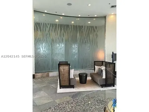 2641 N Flamingo Road Plantation FL 33323