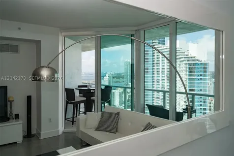 Miami FL 33132