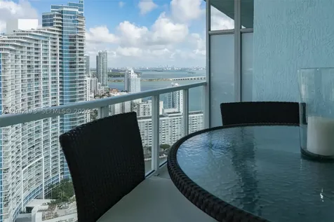 Miami FL 33132