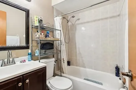 20930 SW 83rd Avenue Cutler Bay FL 33189