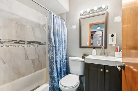 20930 SW 83rd Avenue Cutler Bay FL 33189