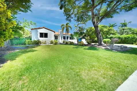 10690 NE 11th Court Miami Shores FL 33138