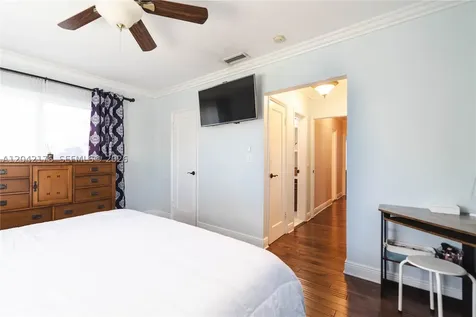 10690 NE 11th Court Miami Shores FL 33138