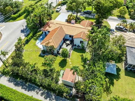 10690 NE 11th Court Miami Shores FL 33138