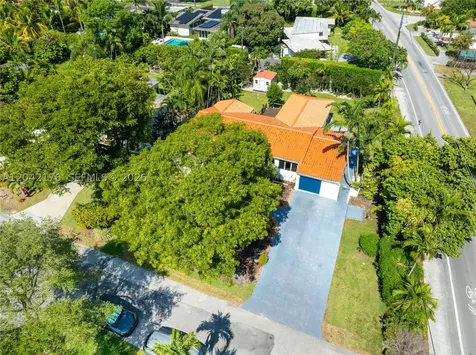 10690 NE 11th Court Miami Shores FL 33138