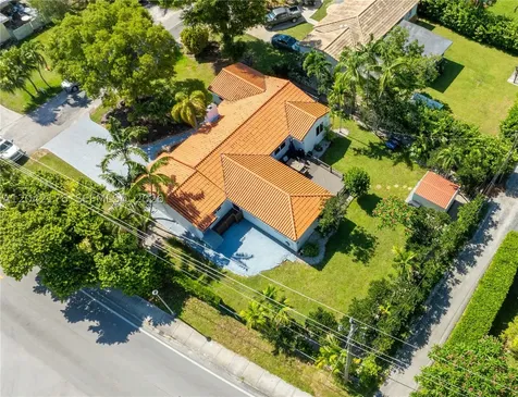 10690 NE 11th Court Miami Shores FL 33138