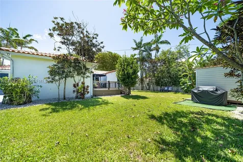 10690 NE 11th Court Miami Shores FL 33138