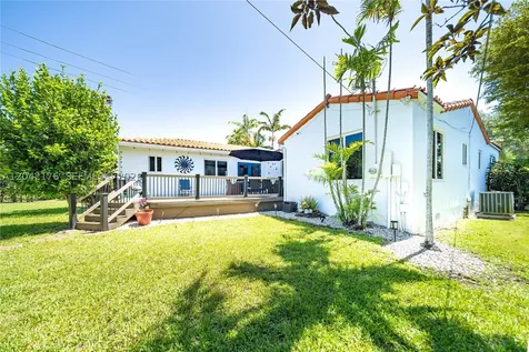 10690 NE 11th Court Miami Shores FL 33138