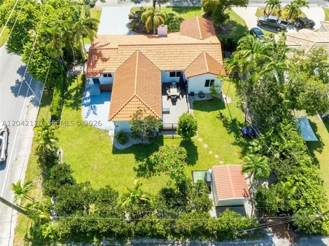 10690 NE 11th Court Miami Shores FL 33138