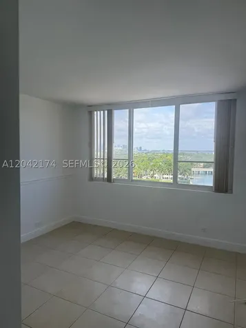 5005 Collins Avenue Miami Beach FL 33140