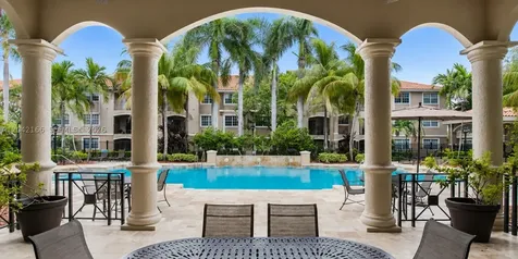 Pembroke Pines FL 33025