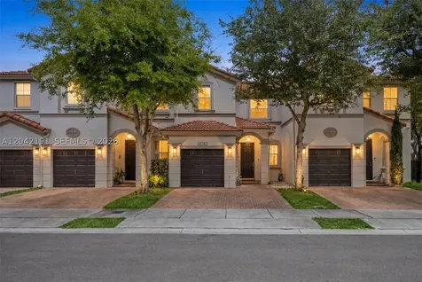 10743 NW 78th Terrace Doral FL 33178