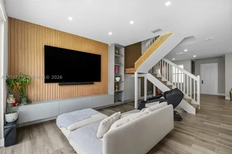 10743 NW 78th Terrace Doral FL 33178