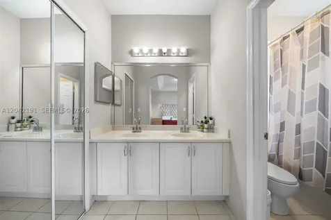 10743 NW 78th Terrace Doral FL 33178