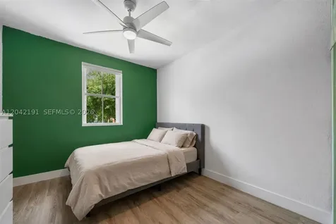 10743 NW 78th Terrace Doral FL 33178