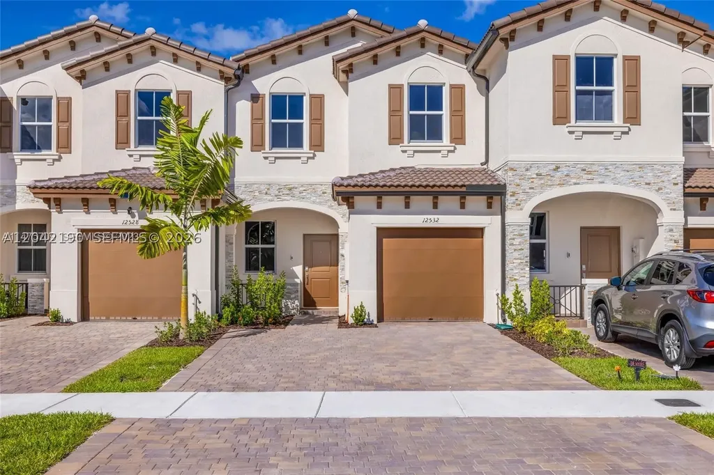 12532 NW 23rd Place Miami FL 33167