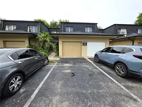 14237 SW 94th Cir Lane Miami FL 33186