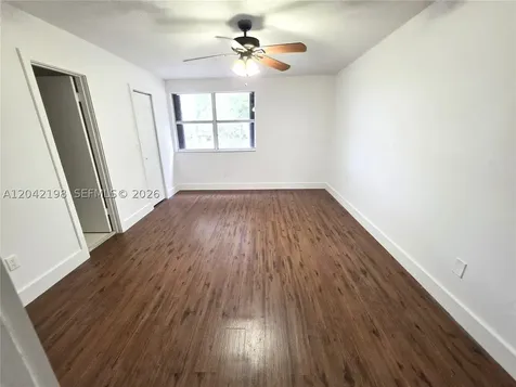 14237 SW 94th Cir Lane Miami FL 33186