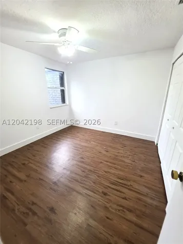 14237 SW 94th Cir Lane Miami FL 33186