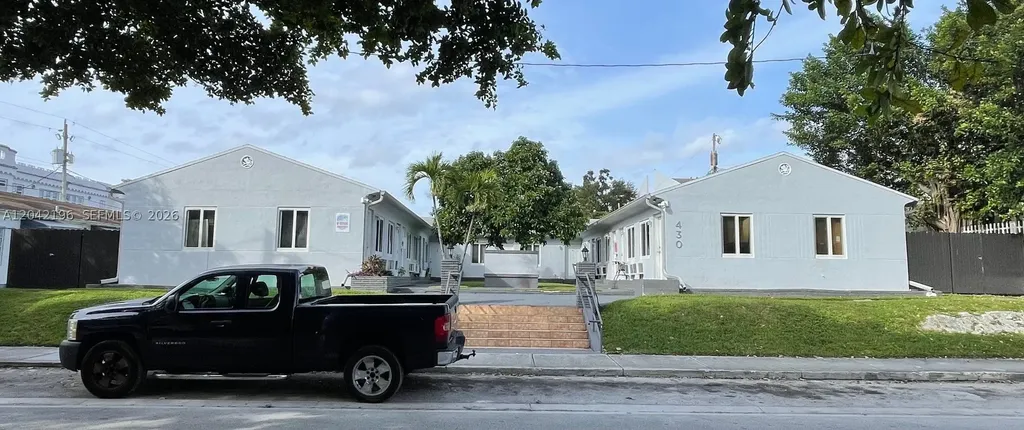 430 SW 6th Avenue Miami FL 33130