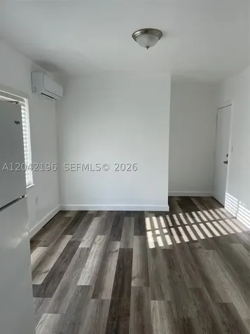 430 SW 6th Avenue Miami FL 33130